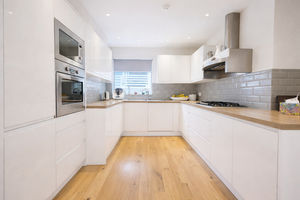 Photo 15- click for photo gallery